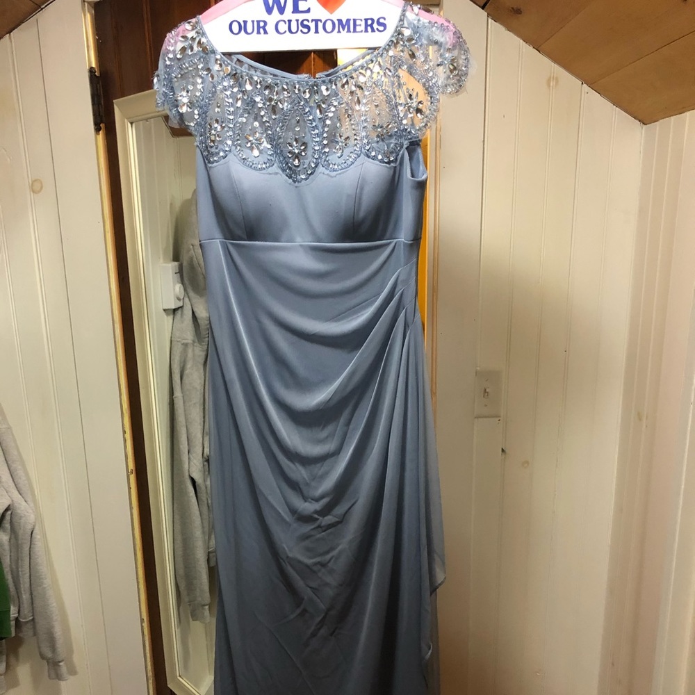 Women’s formal gown